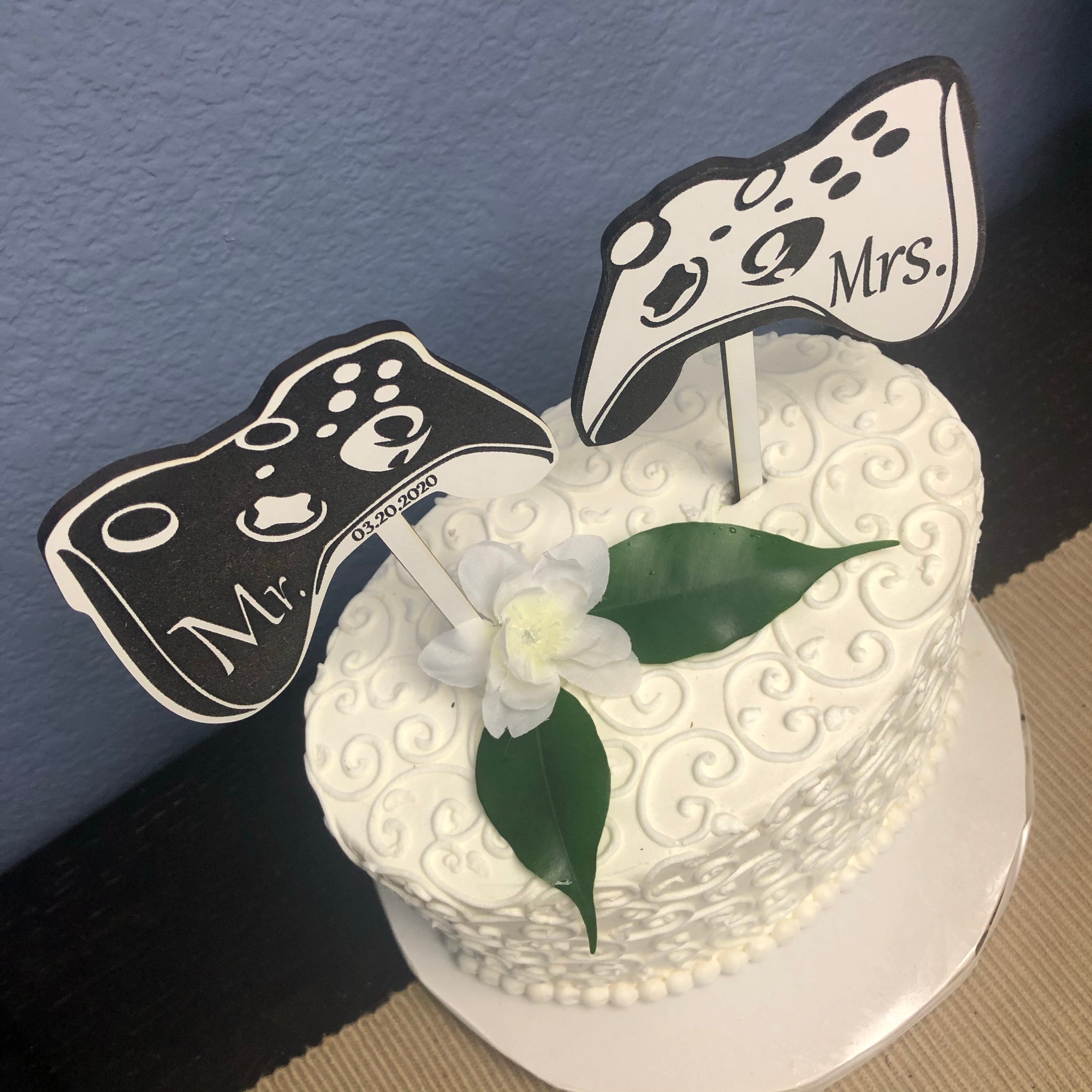 Gamer wedding cake topper 60 photos - Vianawedding.com Gamer wedding cake topper 60 photos - Vianawedding.com